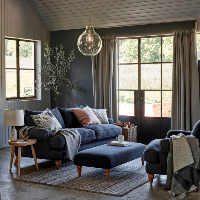 How to decorate living room with gray floors